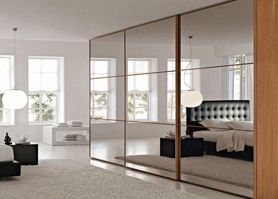 Eco Friendly Modern Silver Wall Mirror , Attractive Design Home Interior Mirrors