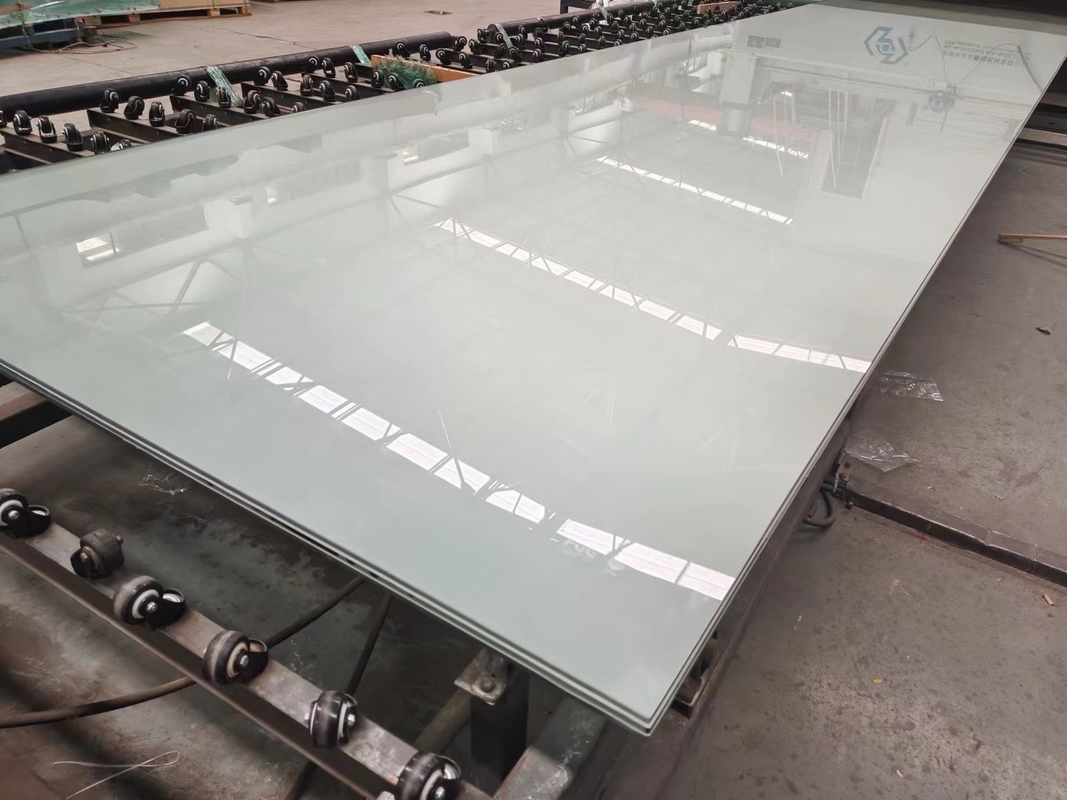 Hard Coat Low E Solar Reflective Glass Laminated For Buildings
